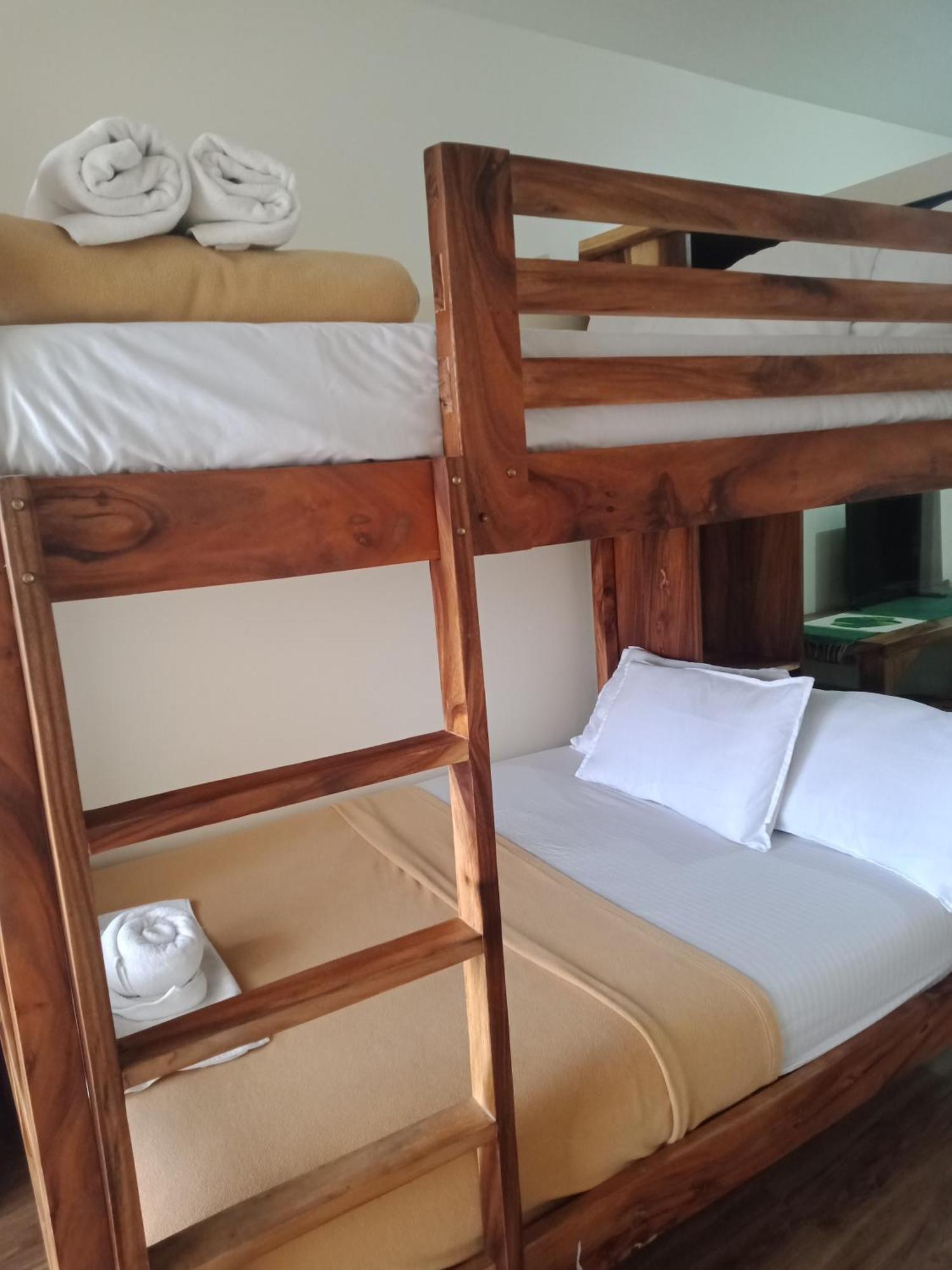 Bristle Ridge Condominium Baguio City Екстер'єр фото